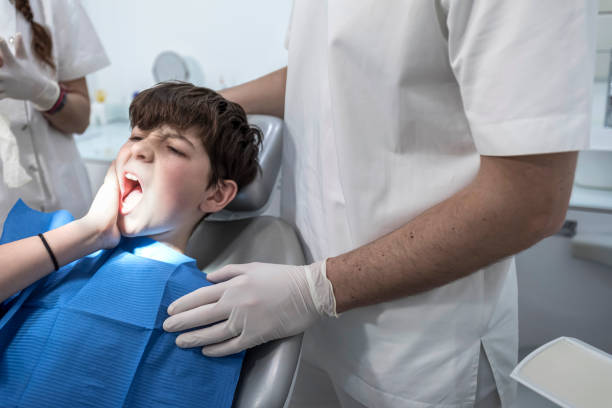 Best Emergency Dental Care for Broken or Chipped Teeth in Woodlyn, PA
